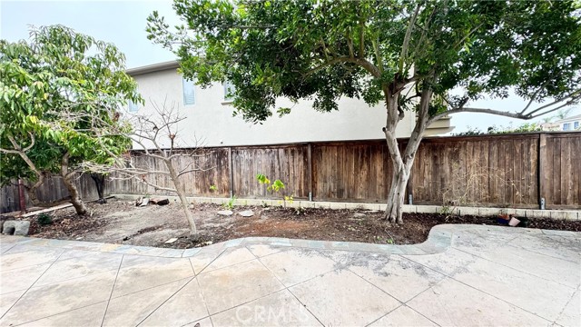 Detail Gallery Image 6 of 7 For 2 Shining Star Way, Aliso Viejo,  CA 92656 - 4 Beds | 2/1 Baths