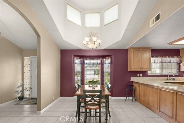 Detail Gallery Image 9 of 33 For 2273 Bloomington, Chico,  CA 95928 - 3 Beds | 2 Baths