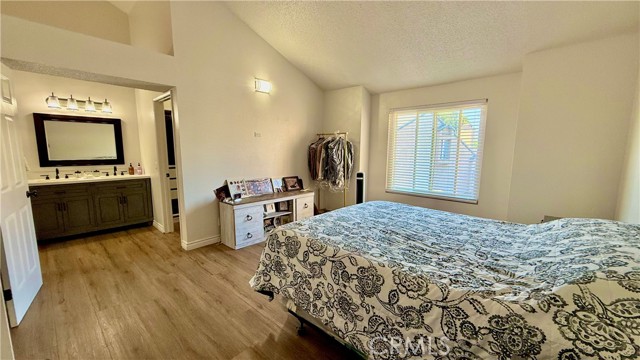 681 N Lark Ellen Avenue, Covina CA: https://media.crmls.org/medias/1b32d0fe-3942-4cef-8e35-22519f5f82e2.jpg