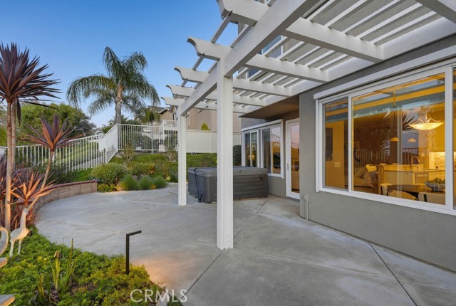 Detail Gallery Image 5 of 66 For 75 Rockrose, Aliso Viejo,  CA 92656 - 6 Beds | 5 Baths