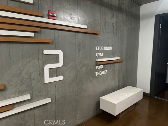 645 W 9th Street, Los Angeles CA: https://media.crmls.org/medias/1b33f11b-c331-43d9-a21a-67b19cc9fa87.jpg