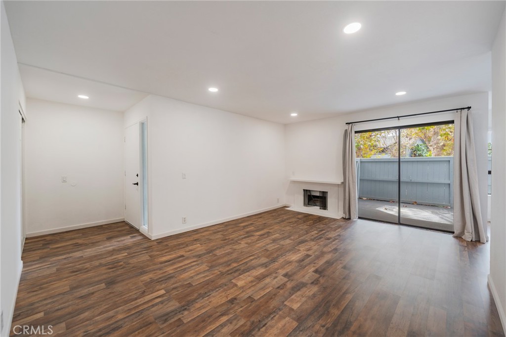 MLS #OC25239803 image #13