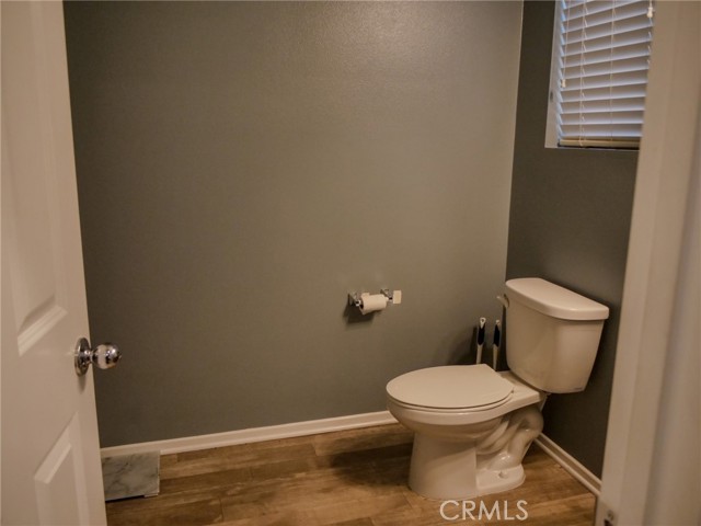 Detail Gallery Image 4 of 20 For 24280 White Willow Ave, Murrieta,  CA 92562 - 4 Beds | 2/1 Baths