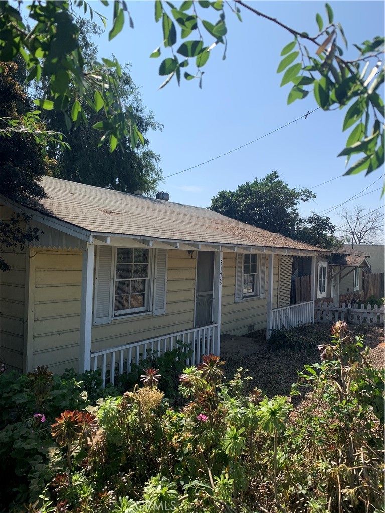 5172 Lakeview Avenue