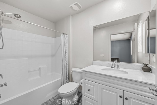 Detail Gallery Image 30 of 40 For 7214 N Chestnut, Van Nuys,  CA 91405 - 2 Beds | 3 Baths