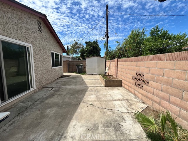 Detail Gallery Image 17 of 17 For 4303 W 5th, Santa Ana,  CA 92703 - 3 Beds | 2 Baths