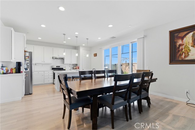 Detail Gallery Image 7 of 44 For 11547 Bing, Beaumont,  CA 92223 - 4 Beds | 4 Baths