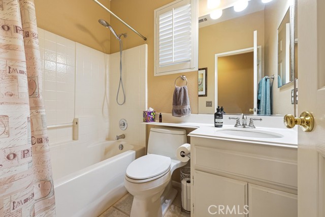 Detail Gallery Image 8 of 26 For 30982 Oakhill Dr, Temecula,  CA 92591 - 3 Beds | 2 Baths