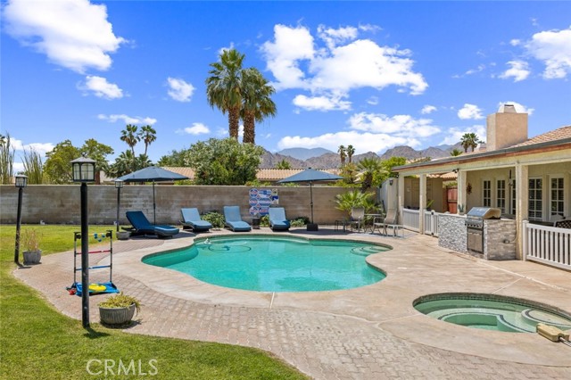 Detail Gallery Image 4 of 30 For 43300 Warner Trl, Palm Desert,  CA 92211 - 3 Beds | 2 Baths