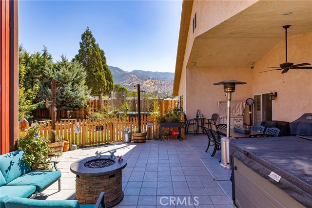 Detail Gallery Image 38 of 53 For 18450 Branding Iron Ct, Tehachapi,  CA 93561 - 4 Beds | 2 Baths