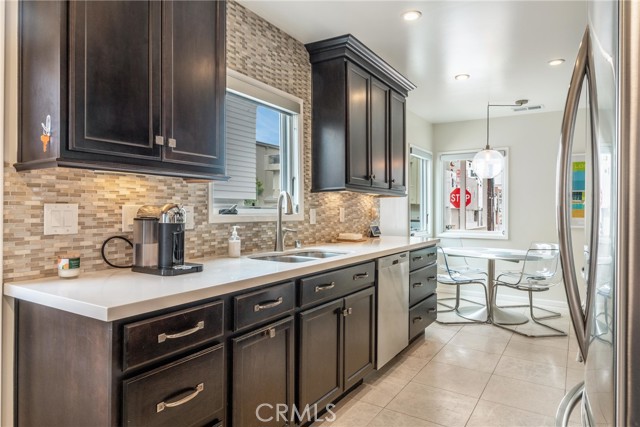 316 7th Street, Manhattan Beach, California 90266, 3 Bedrooms Bedrooms, ,2 BathroomsBathrooms,Residential,Sold,7th,SB22117653