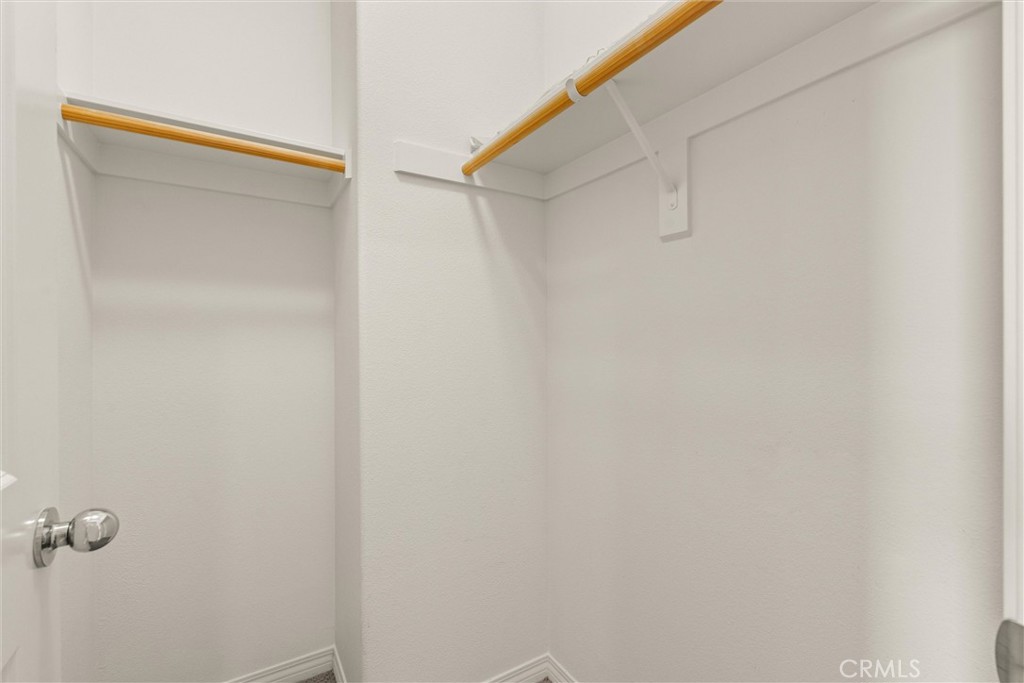 MLS #WS25230360 image #21