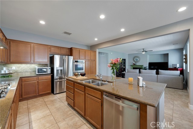 Detail Gallery Image 29 of 75 For 3562 Corbett St, Corona,  CA 92882 - 4 Beds | 3/1 Baths