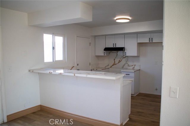 347 N Eucalyptus Avenue, Rialto CA: https://media.crmls.org/medias/1b3ede73-e606-4112-957c-e87f22e34567.jpg