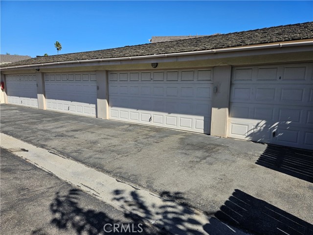 Detail Gallery Image 38 of 39 For 22959 Nadine Cir #B,  Torrance,  CA 90505 - 2 Beds | 1/1 Baths