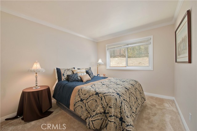 Image 22 of 32 For 12824 Woodley Avenue