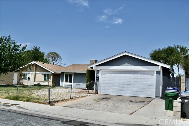 Detail Gallery Image 3 of 43 For 3727 W Avenue K11, Lancaster,  CA 93536 - 3 Beds | 1 Baths