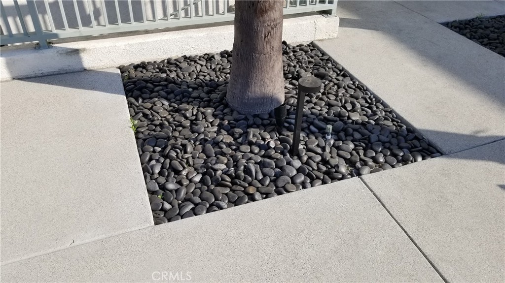 https://media.crmls.org/medias/1b418f64-2fa6-4f41-b237-4ef705a9d8dd.jpg?preset=X-Large
