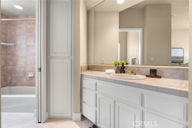 Detail Gallery Image 19 of 47 For 3191 via Casita, Chico,  CA 95928 - 3 Beds | 3 Baths