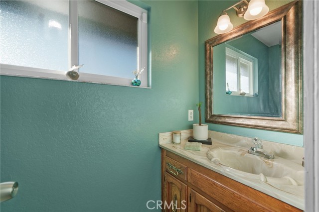 Detail Gallery Image 19 of 61 For 20995 Onaknoll Dr, Lake Mathews,  CA 92570 - 4 Beds | 2/1 Baths