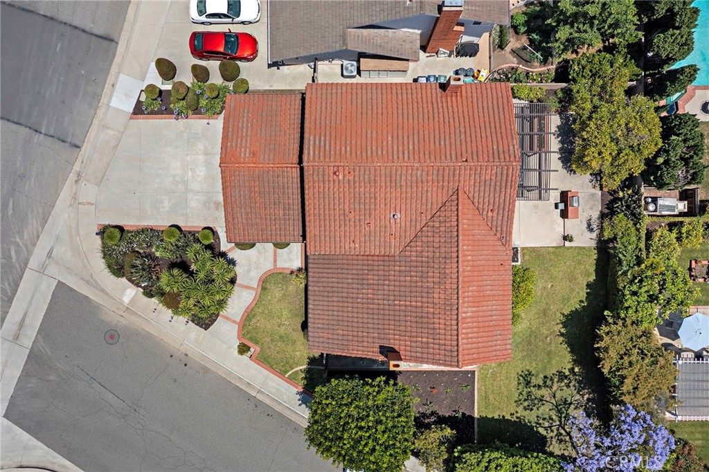 https://media.crmls.org/medias/1b4310bd-461a-4a32-864d-571d3eef20c8.jpg?preset=X-Large