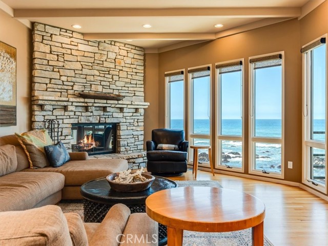 Detail Gallery Image 6 of 53 For 2585 Sherwood Drive, Cambria,  CA 93428 - 3 Beds | 3/1 Baths