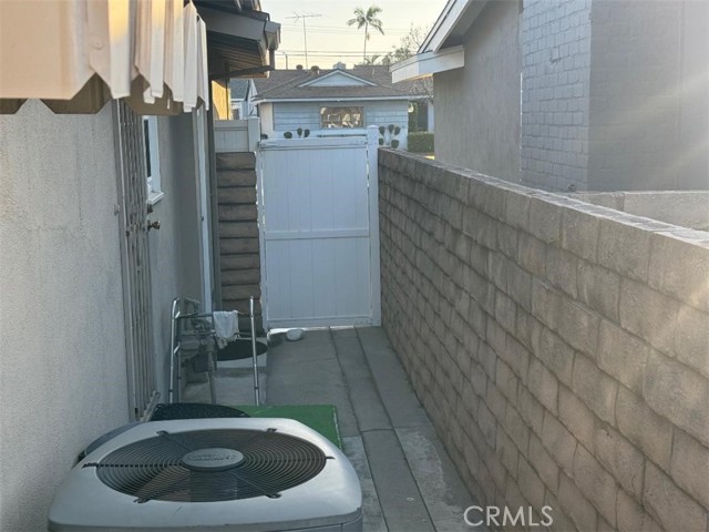 Detail Gallery Image 8 of 8 For 13439 Heflin, La Mirada,  CA 90638 - 3 Beds | 2 Baths