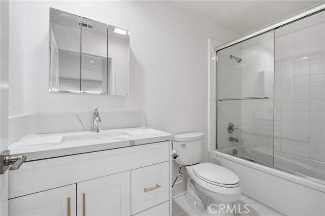 Detail Gallery Image 18 of 35 For 317 Rochester, Costa Mesa,  CA 92627 - 7 Beds | 6/1 Baths