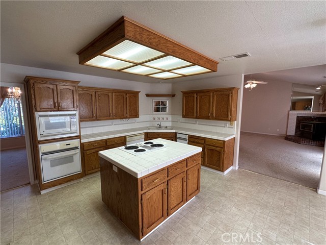 Detail Gallery Image 7 of 29 For 2676 Herrod Ave, Atwater,  CA 95301 - 3 Beds | 3 Baths