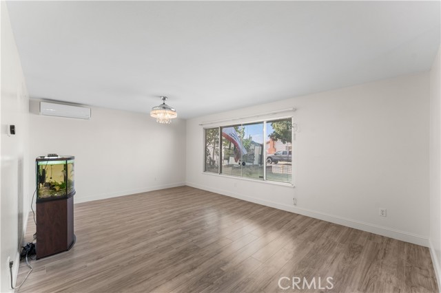 Detail Gallery Image 9 of 35 For 2736 E Avenue R7, Palmdale,  CA 93550 - 4 Beds | 2 Baths