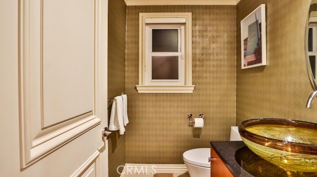 Detail Gallery Image 23 of 52 For 203 Frankfort Ave, Huntington Beach,  CA 92648 - 3 Beds | 2/1 Baths