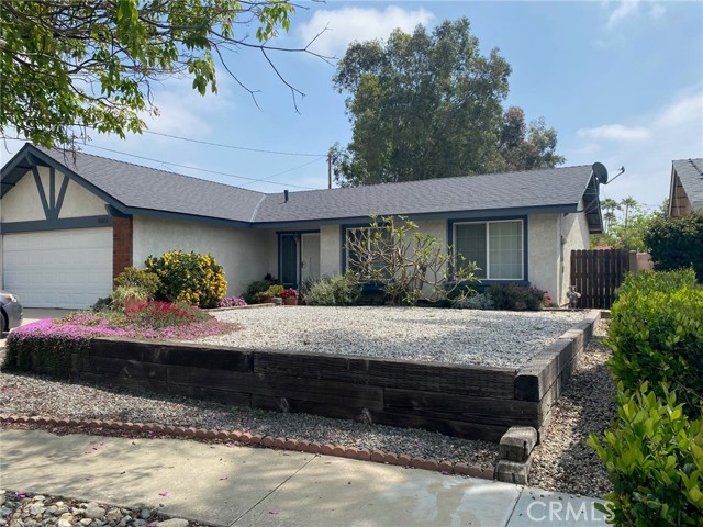 Detail Gallery Image 4 of 22 For 9605 Emerald Ct, Fontana,  CA 92335 - 3 Beds | 2 Baths