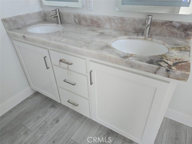 21500 Lassen, Chatsworth CA: https://media.crmls.org/medias/1b44e2d5-b066-48f4-b896-9d69266725c2.jpg