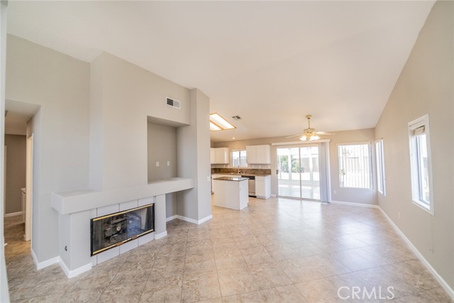 Detail Gallery Image 4 of 19 For 1870 S Jasmin Ct, Loma Linda,  CA 92354 - 4 Beds | 2 Baths