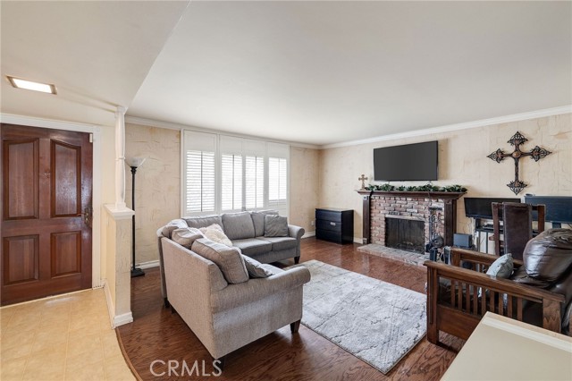 867 W Battery Street, San Pedro CA: https://media.crmls.org/medias/1b451d5e-c8a2-40a8-bd0e-fddab8d59730.jpg