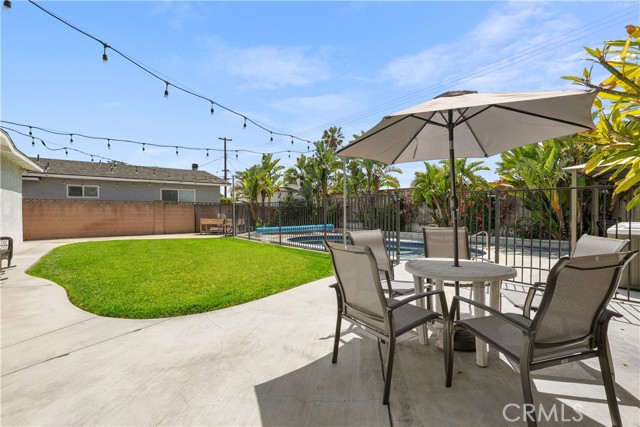 744 N Russell Drive, Orange CA: https://media.crmls.org/medias/1b466bc5-3c91-49cd-af5d-3edd9cc5e27c.jpg