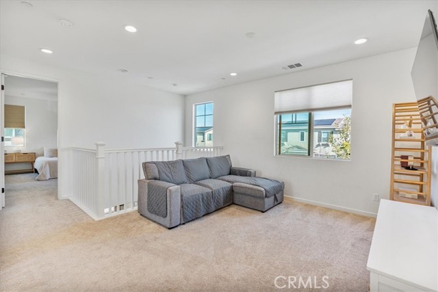 Image 10 of 25 For 16452 Globetrotter Avenue