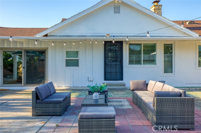 10072 Roselee Drive, Garden Grove CA: https://media.crmls.org/medias/1b46835f-89fe-4f32-87ab-c6b18a2693bf.jpg