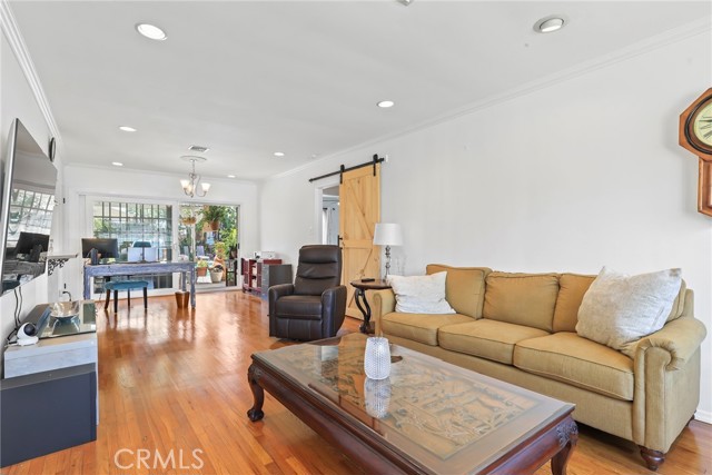 Detail Gallery Image 22 of 35 For 11900 Covello St, North Hollywood,  CA 91605 - 2 Beds | 2 Baths