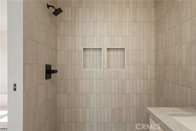 Detail Gallery Image 32 of 54 For 2014 W 84th St, Los Angeles,  CA 90047 - 3 Beds | 2 Baths