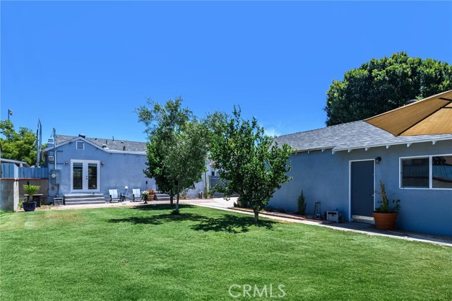 321 N Keystone Street, Burbank CA: https://media.crmls.org/medias/1b47e9f0-dd62-4a32-8ba6-fa1e8920071d.jpg