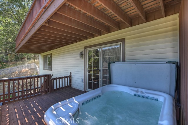 Jacuzzi on deck 2 downstairs