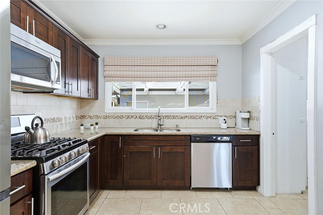 Detail Gallery Image 11 of 35 For 8606 Bright Ave, Whittier,  CA 90602 - 3 Beds | 1 Baths