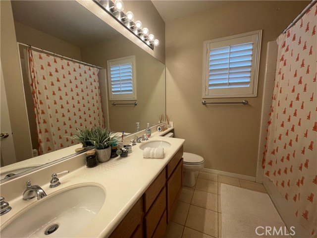 Detail Gallery Image 26 of 38 For 10 Acanthus, Rancho Santa Margarita,  CA 92688 - 5 Beds | 3 Baths