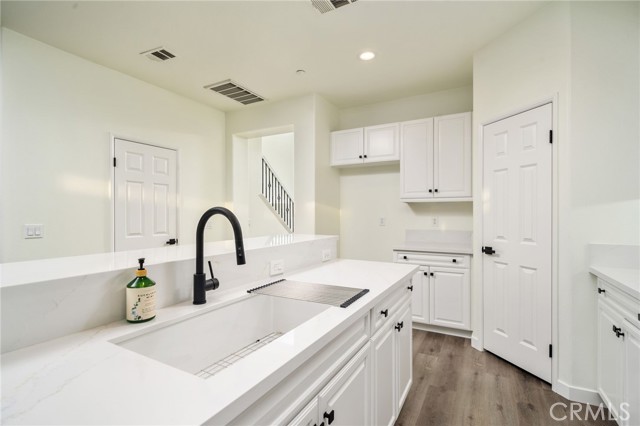 Detail Gallery Image 12 of 52 For 10972 White Oak Ln, Fontana,  CA 92337 - 5 Beds | 3 Baths