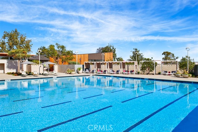 Detail Gallery Image 2 of 5 For 405 Mila, Irvine,  CA 92618 - 5 Beds | 5 Baths