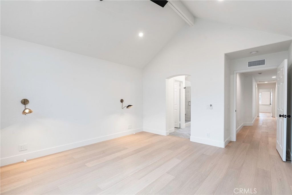 MLS #NP25261018 image #33