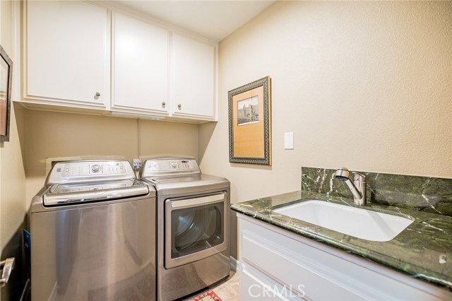 355 Whites Landing