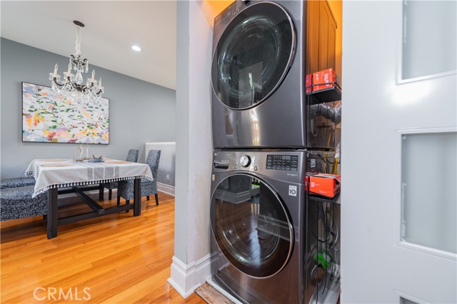 144 Coral Rose, Irvine CA: https://media.crmls.org/medias/1b4cd467-dda3-4865-9b8a-bf7c8e1b61b5.jpg