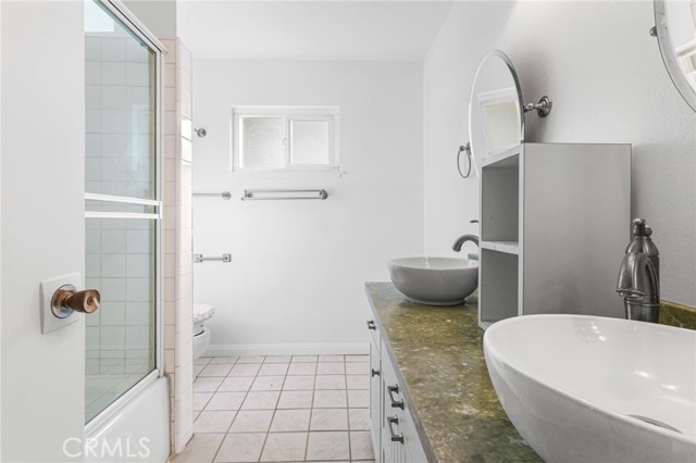 Detail Gallery Image 12 of 17 For 11138 Aqua Vista #43,  Studio City,  CA 91602 - 2 Beds | 2 Baths